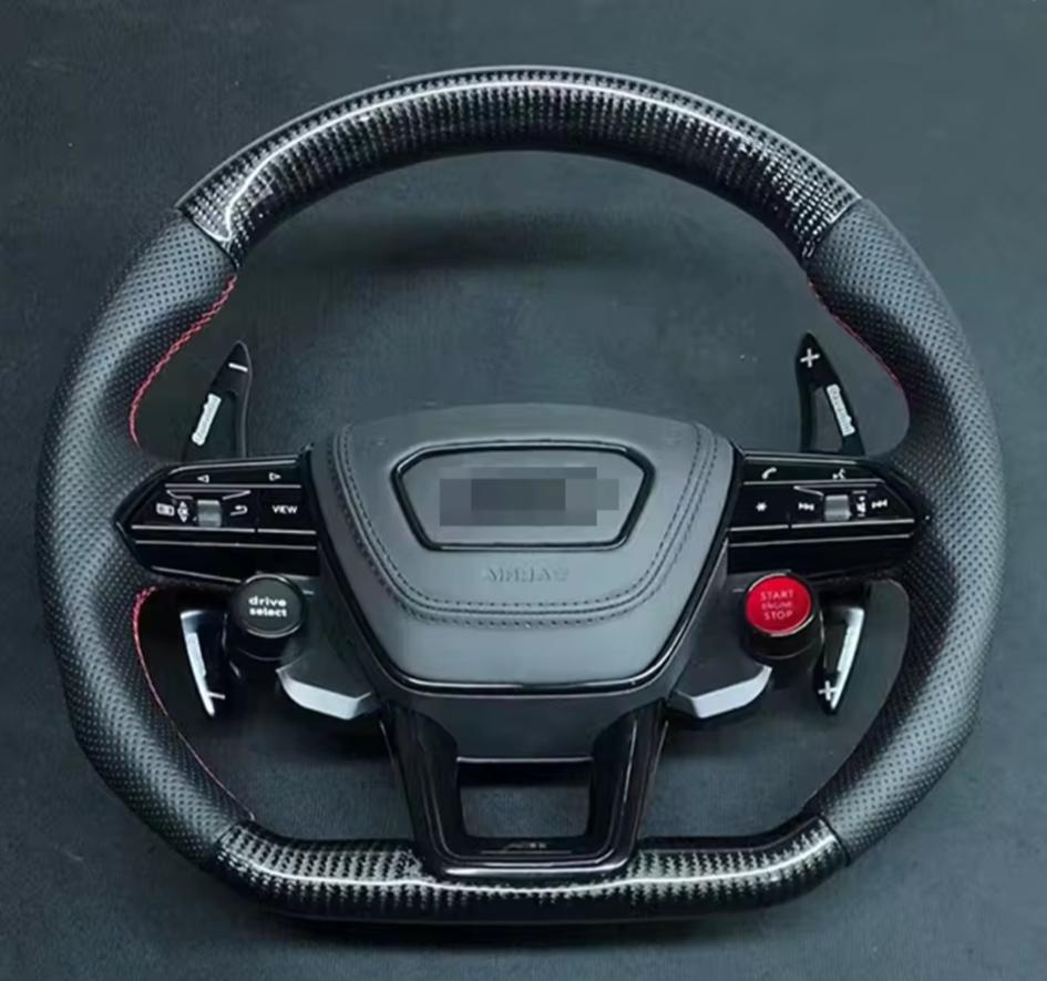 Volant Sport en Carbone et Cuir Perforé (Style Supercar)